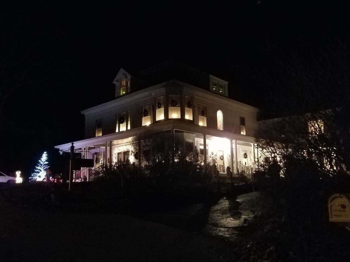 مبيت وإفطار Cornish The Perkins House المظهر الخارجي الصورة
